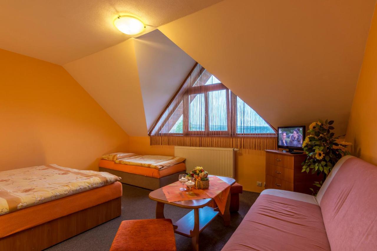 Penzion Palusak Stará Lesná Exterior foto